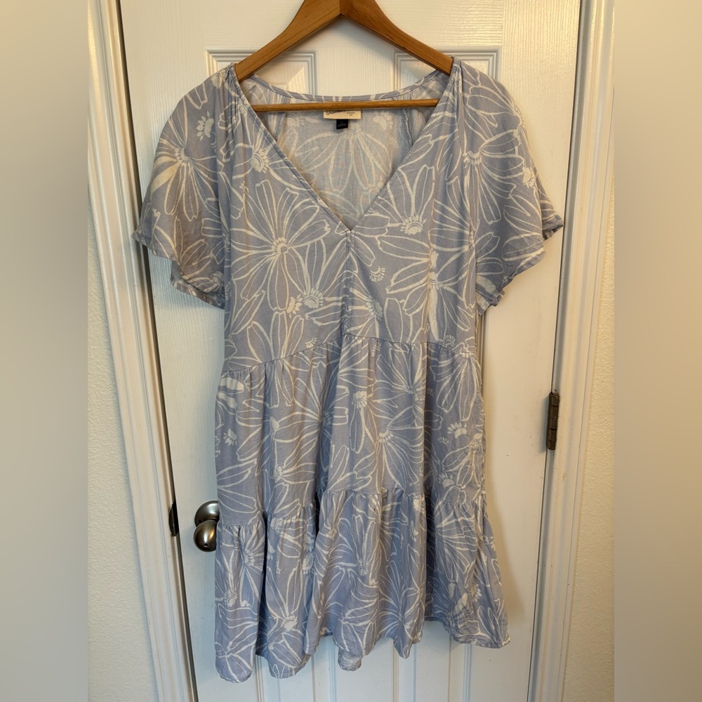 Universal Thread Large Floral Light Blue and White Mini Dress